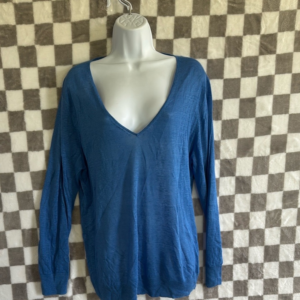 Theory lightweight V neck Pullover Sweater Size L/Large Linen Blend